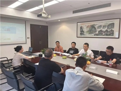 湖南陽(yáng)光電力科技有限公司與湖南機(jī)電職業(yè)技術(shù)學(xué)院共商校企合作新篇章